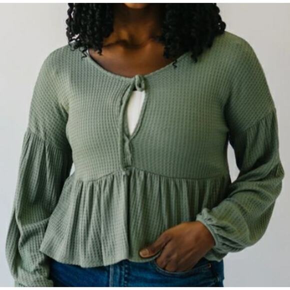 LUSH NORDSTROM ~ Sage Green Long Sleeve Waffle Knit Babydoll Top Size M - Picture 1 of 7